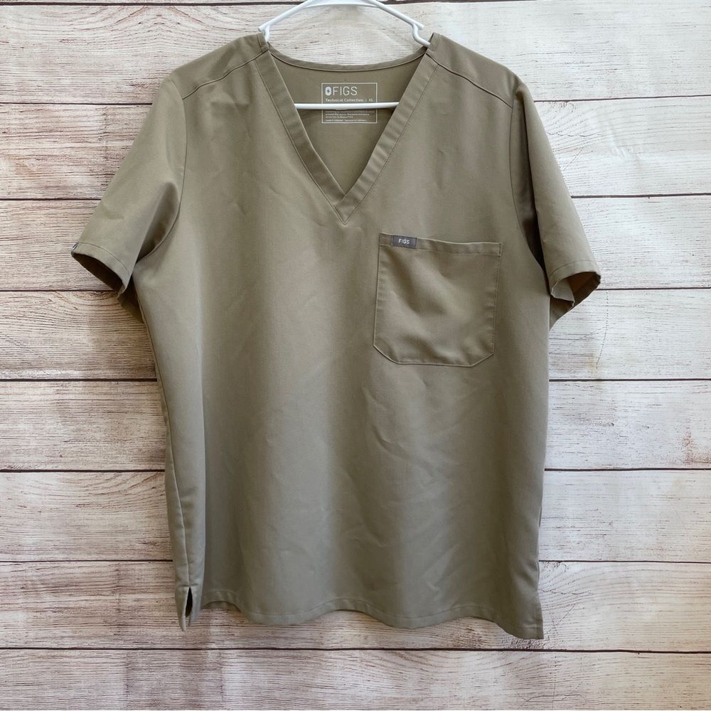 FIGS CATARINA SCRUB TOP IN KHAKI - Picture 1 of 6